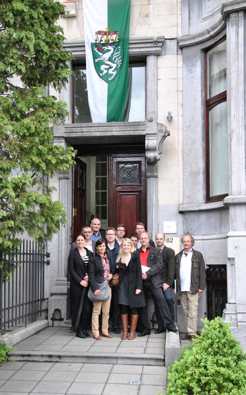 TeilnehmerInnen des Master-Lehrgangs „European Project and Public Management“ bei der Exkursion nach Brüssel. 