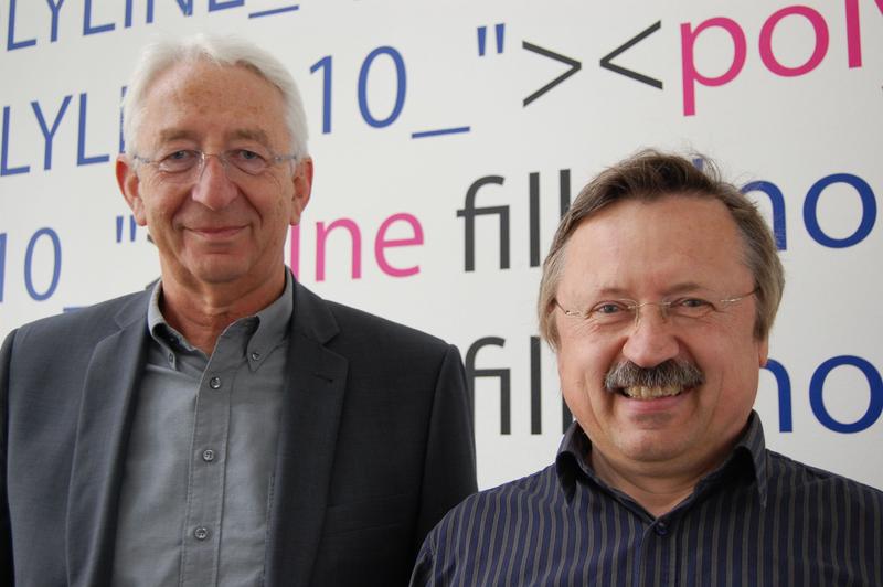 "Wir können eine überaus positive Bilanz unseres Bayreuther Modells ziehen", resümieren die Bayreuther Professoren Peter Baptist (l.) (Lehrstuhl für Mathematik und ihre Didaktik) sowie Franz Xaver Bogner (r.) (Lehrstuhl für Didaktik der Biologie), die Initiatoren des Studiengangs. 