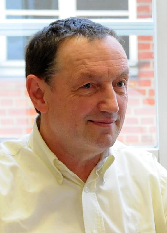 Prof. Dr. Reinhard Emmerich