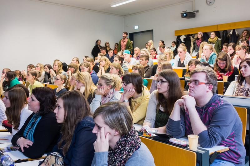 Themenforum „Business Travel - von der Richtlinie zum Produkt“ am Fachbereich Wirtschaftswissenschaften der Hochschule Harz.