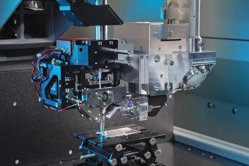 Laser-guided bonding head