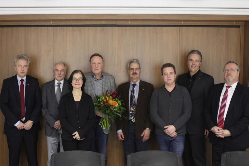 Der neue Hochschulrat v.l.n.r.: Tom Streicher, Dr. Thomas Behrens, Miro Zahra, Dr. Ulrich Förster, Dr. Christian Subklew, David Pangerl, Christoph Schild, Jörg Schnell