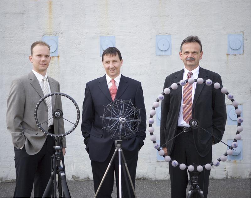 Nominiert für den Deutschen Zukunftspreis: Die Entwickler der akustischen Kamera (v.l. Swen Tilgner, Dirk Döbler, Dr. Gerd Heinz)