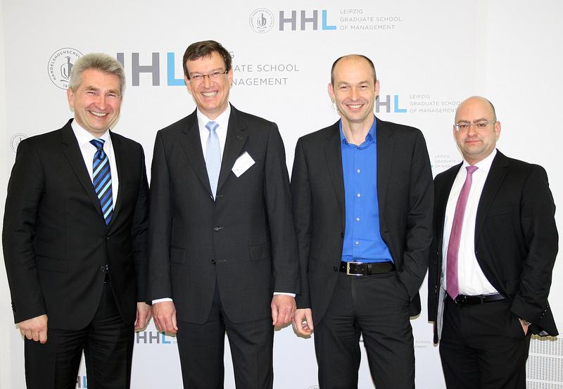 V.l.n.r.: Prof. Dr. Andreas Pinkwart (HHL), Prof. Dr. Hans-Jürgen Kirsch (WWU Münster), Prof. Dr. Stefan Dierkes (Georg-August-Universität Göttingen), Prof. Dr. Henning Zülch (HHL)