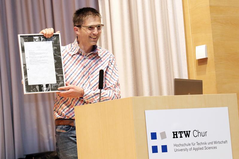 In seinem Referat legte der Churer Stadtrat Tom Leibundgut den Studierenden seinen «Businessplan des Lebens» ans Herz.