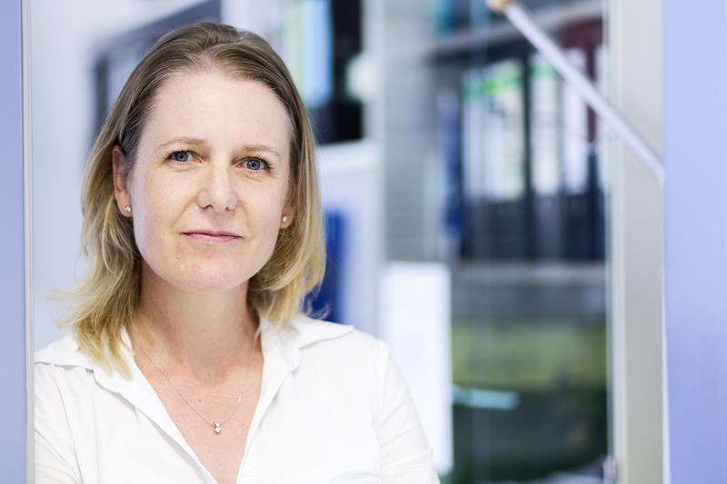 Dr. Helen Morrison, Nachwuchsgruppenleiterin am Leibniz-Institut für Altersforschung in Jena, gehört zum Synodos-Konsortium, einem interdisziplinären Team von Spitzenforschern zu NeurofibromatoseTyp2