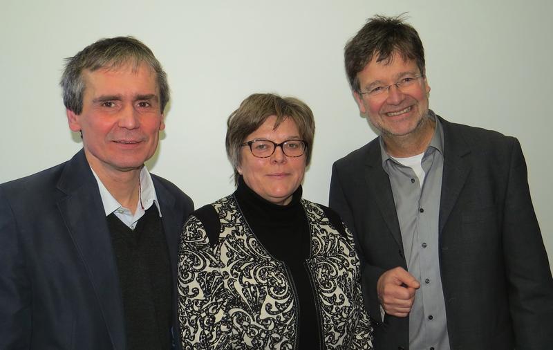 Die neu gewählten Präsidiumsmitglieder der EVHN ab WS 2014/15: Prof. Dr. Michael Kuch (Vizepräsident), Prof. Dr. Barbara Städtler-Mach (Präsidentin), Prof. Dr. Joachim König (Vizepräsident; v.l.n.r.)