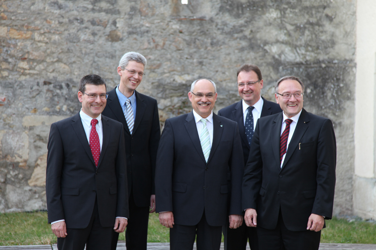 Kanzler Gerhard Weik, Prorektor Prof. Dr. Matthias Scheuber, Rektor Prof. Dr. Bastian Kaiser, Landrat Joachim Walter, Hochschulratsvorsitzender Stephan Meißner