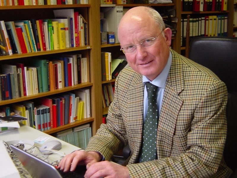  Professor Dr. Dr. h.c. mult. Helmut Rüßmann