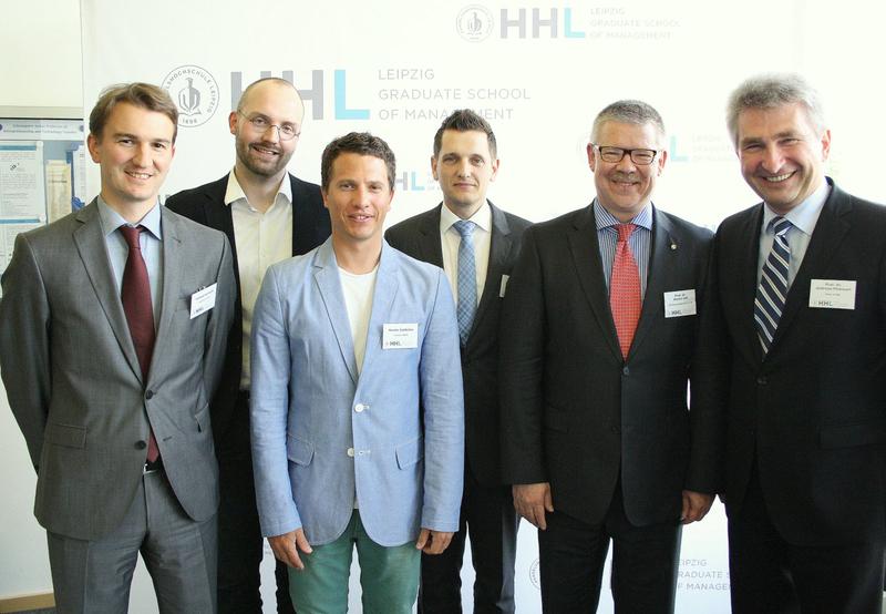Diskutieren über Start-ups: (v.l.n.r.) Samuel Kermelk, Nicolas Wiethoff, Martin Schlichte, Prof. Dr. Alexander Brem, Prof. Dr. Martin Hill und Prof. Dr. Andreas Pinkwart. Foto: HHL