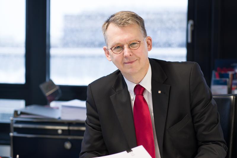 Vorstandvorsitzender der HansePhotonik: Professor Frank Vollertsen