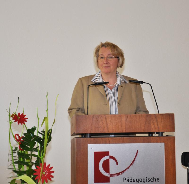 Zur Eröffnung des Erweiterungsstudiums Alevitische Religionslehre / Religionspädagogik kam Wissenschaftsministerin Theresia Bauer nach Weingarten.