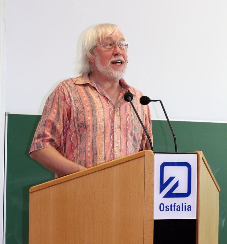 Prof. Franz Josef Krafeld hielt den Fachvortrag "Rassismus in der Mitte der Gesellschaft".