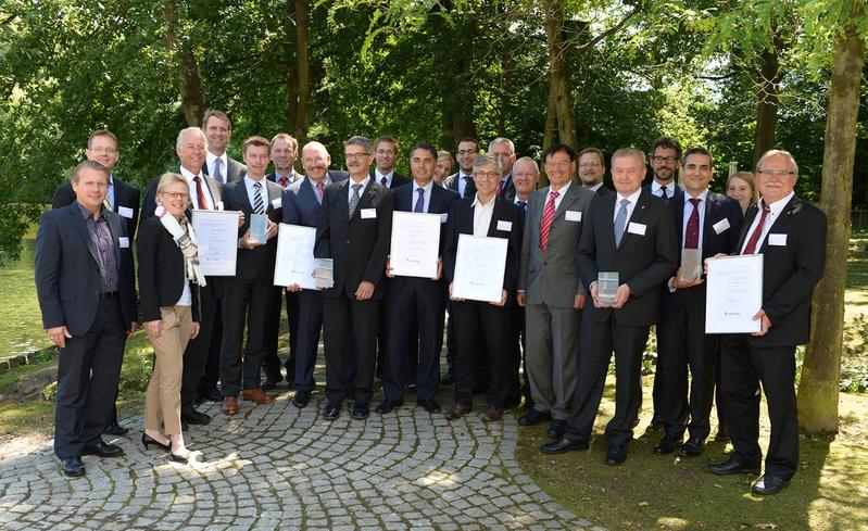 Award ceremony for five Successful Practices in Technology Intelligence