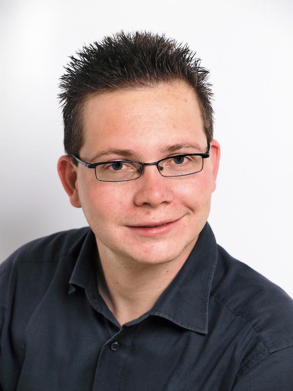 Prof. Dr. Dominik Schleicher
