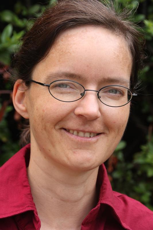 PD Dr. Katrin Schröder