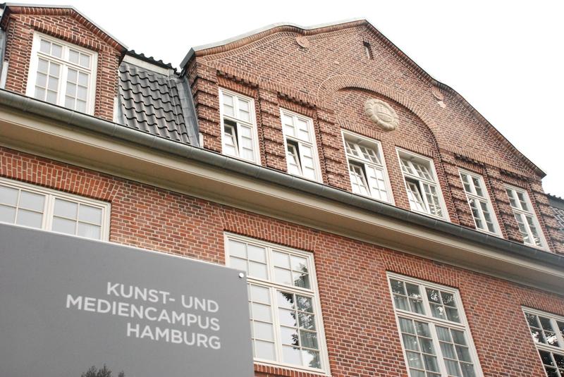 Die ehemalige Frauenklinik Finkenau, heue der Kunst und Mediencampus Hamburg der HAW Hamburg, 