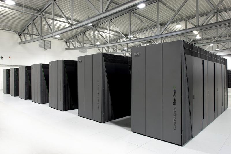 Deutschlands schnellster Rechner JUQUEEN am Jülich Supercomputing Centre, an dem auch der Superrechner für das Human Brain Project zukünftig in Betrieb gehen soll.