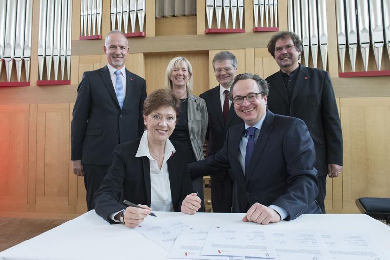 Vertragsunterzeichnung: BAROCK VOKAL und VILLA MUSICA kooperieren zukünftig.