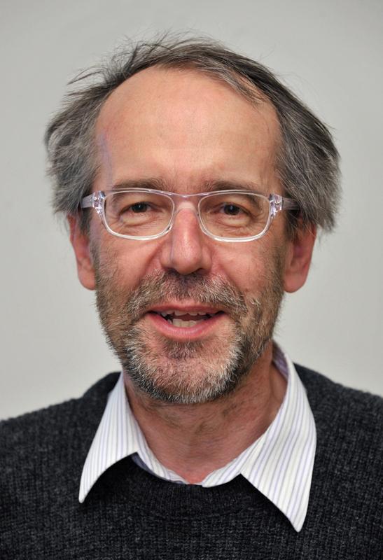 Prof. Dr. Klaus Küspert von der Friedrich-Schiller-Universität ist einer der Organisatoren des ersten Alumni-Treffens des Instituts für Informatik.