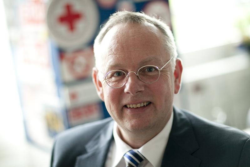 Leitet das Kompetenzzentrum Humanitäre Hilfe der FH Münster und ist regelmäßig im Auslandseinsatz für das Rote Kreuz: Prof. Dr. Joachim Gardemann. 