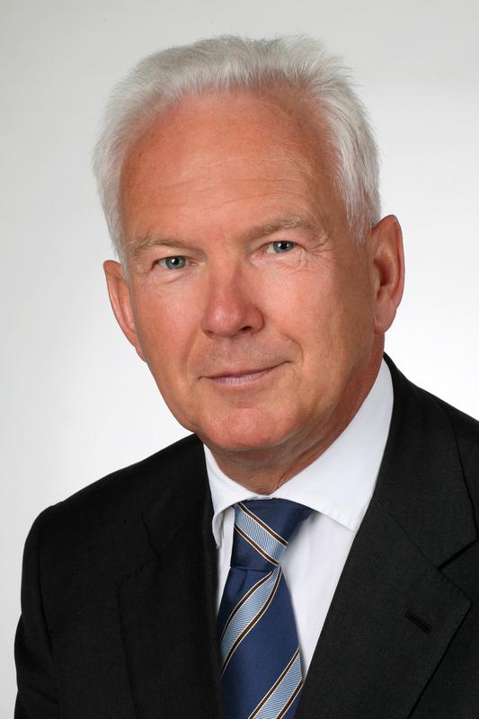 Prof. Dr. rer. nat. Dr. med. Dr. h.c. Uwe Bicker