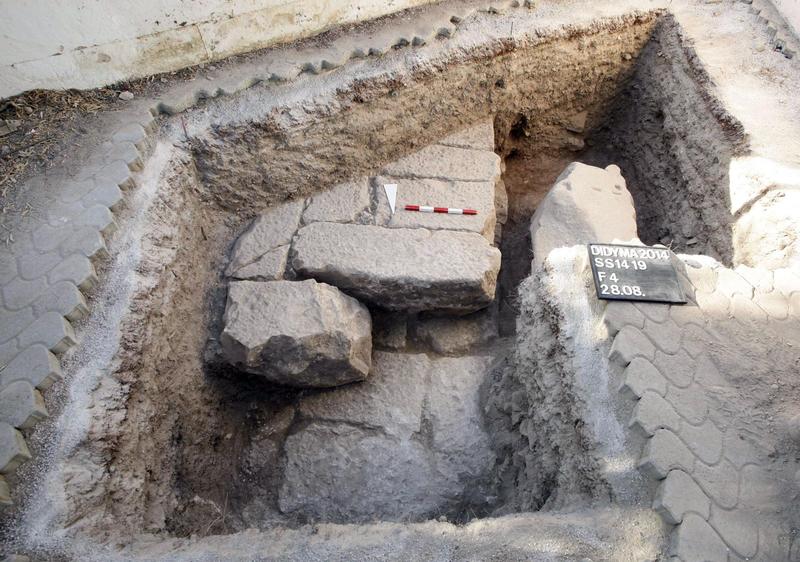 Westliches Querfundament des Tempels