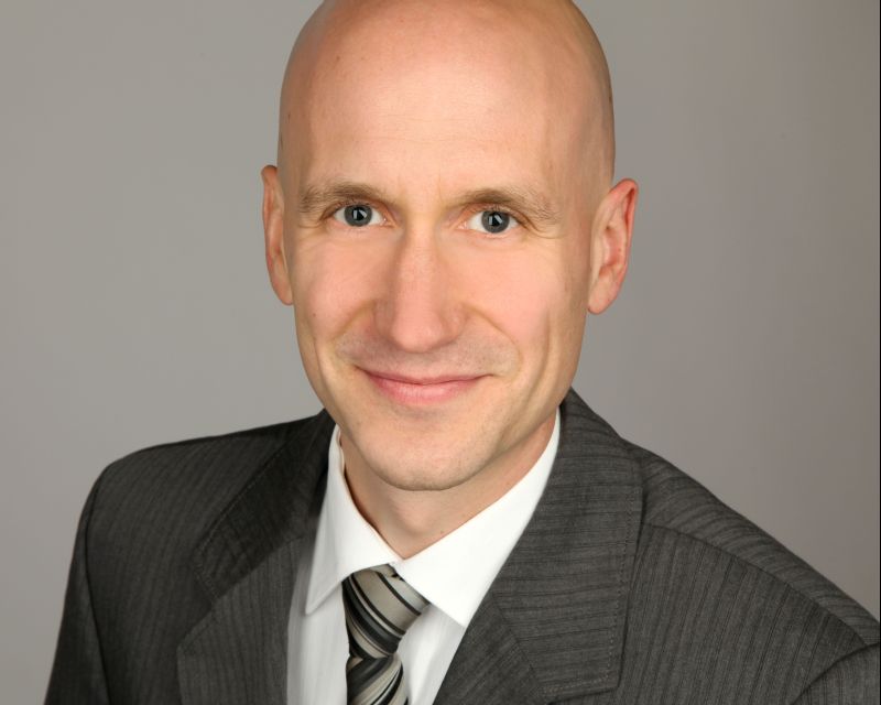 Prof. Dr. Jan Specht ist neu an der DHBW Ravensburg als Studiengangsleiter BWL-Hotel- und Gastronomiemanagement.