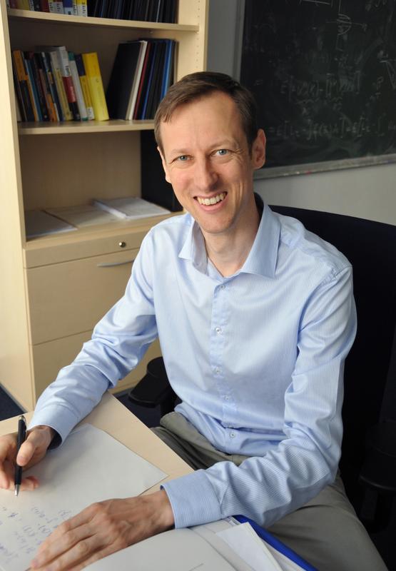 Prof. Dr. Stefan Ankirchner.