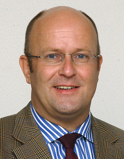 Univ.-Prof. Dr. Michael Staack ist Mitglied der Beraterkommission zu Fragen einer Wiedervereinigung Koreas. 