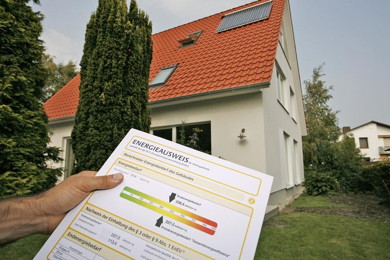 Mit finanzieller und fachlicher Unterstützung der DBU entwickelt die Hochschule Aschaffenburg ein Lernkonzept für Schüler, das ihnen die Grundlagen zur Energieeffizienz von Gebäuden näherbringt.