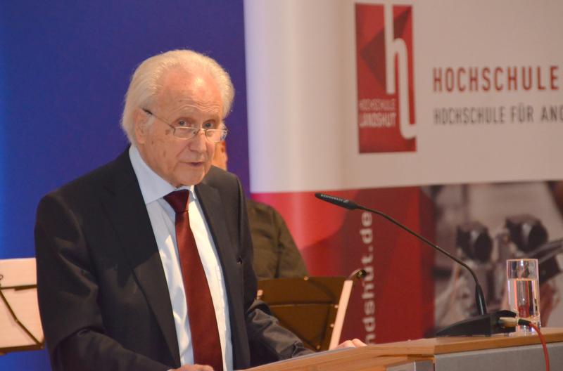 Prof. em. Dr. Richard Heinzmann sprach zum Auftakt der Türkei-Tage über die geschichtliche Entwicklung von Christentum und Islam