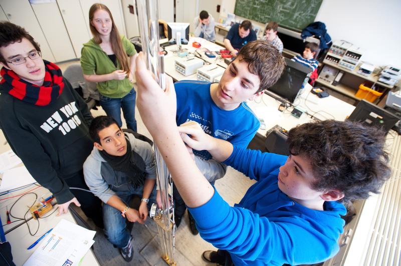 Beim Schülerbetriebspraktikum IngFo erhalten Schülerinnen und Schüler Einblick in den Berufsalltag von Ingenieuren.
