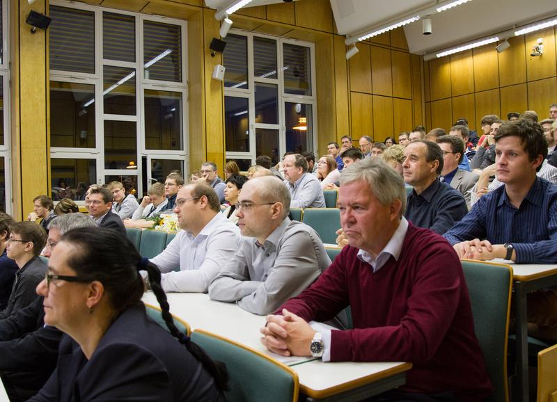 Vor zahlreichen Studierenden, Kollegen, Partnern aus Wirtschaft und Wissenschaft sowie Bürgerinnen und Bürgern der Region hielt Prof. Dr. Thomas Leich kürzlich seine Antrittsvorlesung an der HS Harz.