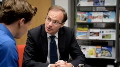 Beratungen erfolgen auch persönlich durch den BWL-Dekan - SRH