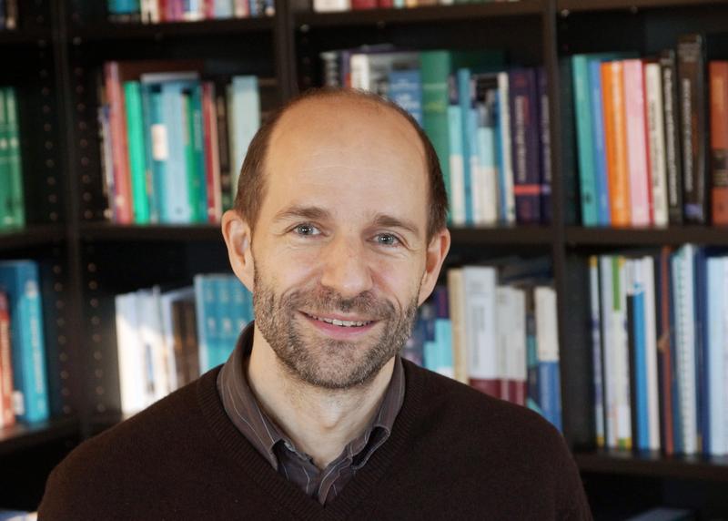 The natural product researcher Prof. Dr. Christian Hertweck from Jena (Germany) receives the Leibniz Prize 2015 of the German Research Foundation (DFG).