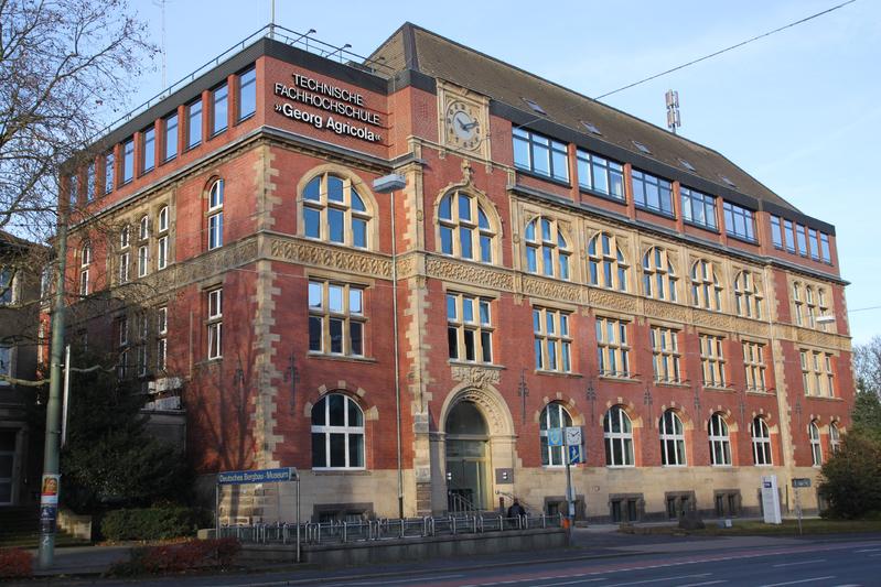 Hauptgebäude der TFH Georg Agricola