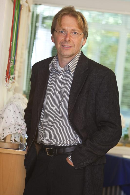 Prof. Dr. Markus Kiefer 