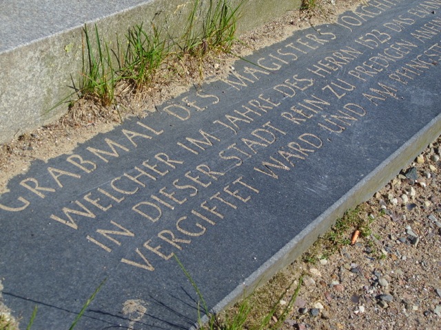 Slüter-Denkmal an der Petri-Kirche 