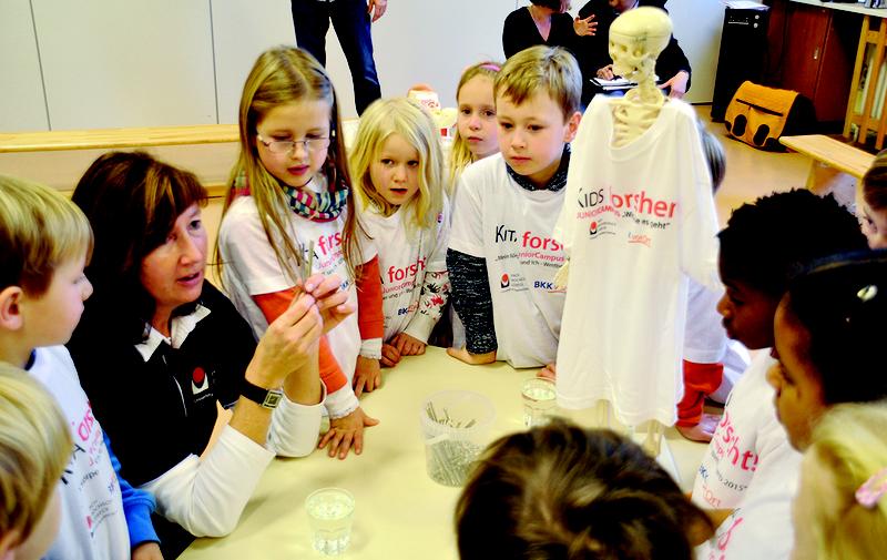 Auftaktveranstaltung des JuniorCampus: Mein Körper und ich