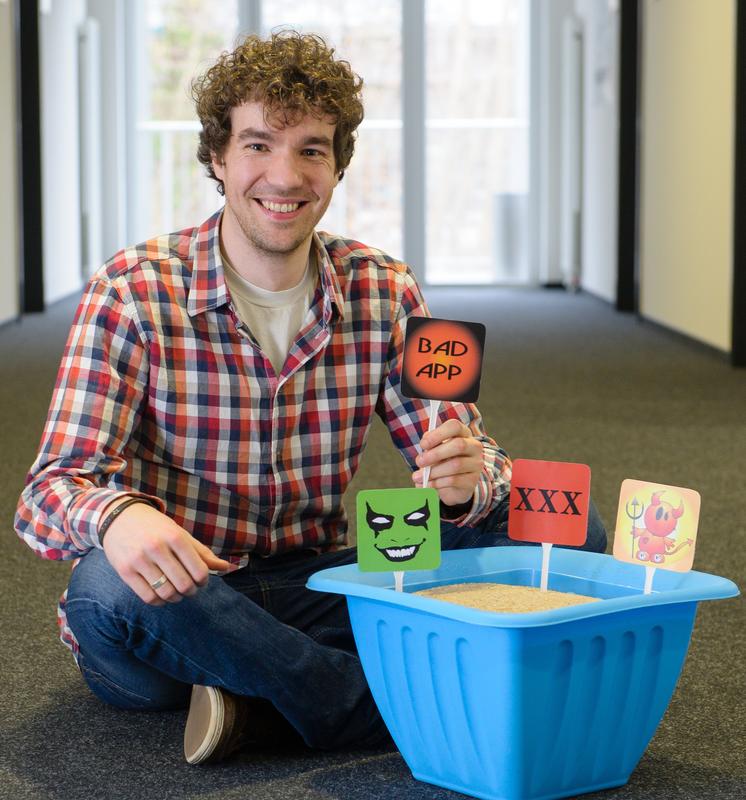 Philipp von Styp-Rekowsky and his new app help inexperienced users to protect their privacy on smartphones with minimal effort. 