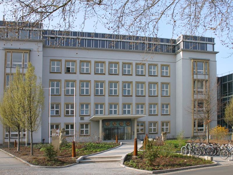 Leibniz-Institut für Festkörper- und Werkstoffforschung Dresden 