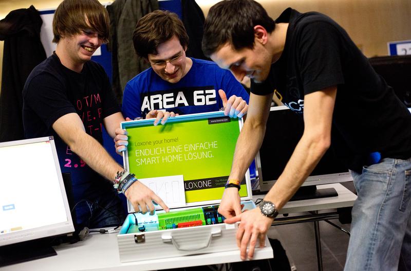 Projektteam, v.l.n.r.: Alexander Inführ, Manuel Deticek und Daniel Schwarz (nicht im Bild: Robert Pölzelbauer)
