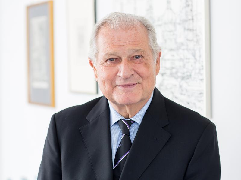 Prof. Dr. Dr. h.c. mult. J. Rüdiger Siewert