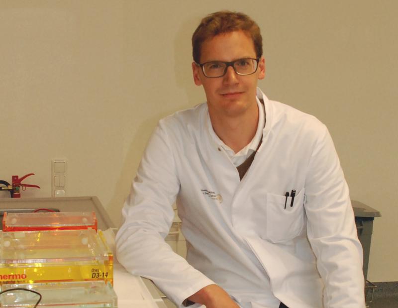 Dem Tumor auf der Spur: Dr. Daniel Stange untersucht die Entwicklung der Magen-Stammzellen.
