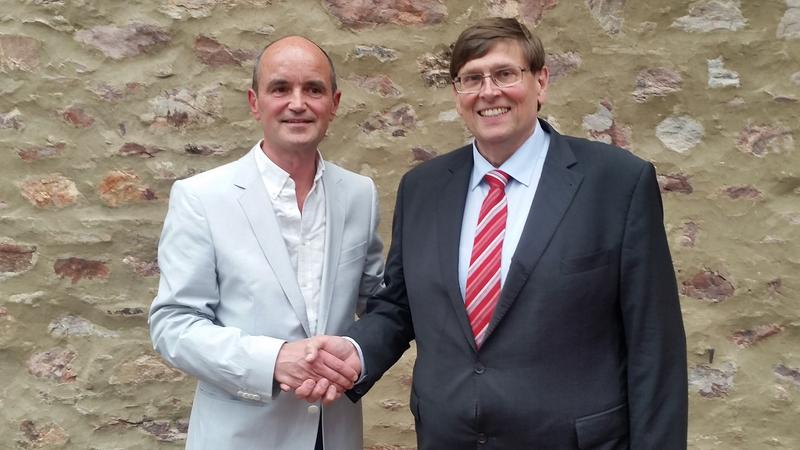 v. l. n. r.: Dr. med. Gerhard H. H. Müller-Schwefe und Dr. med. Thomas Nolte