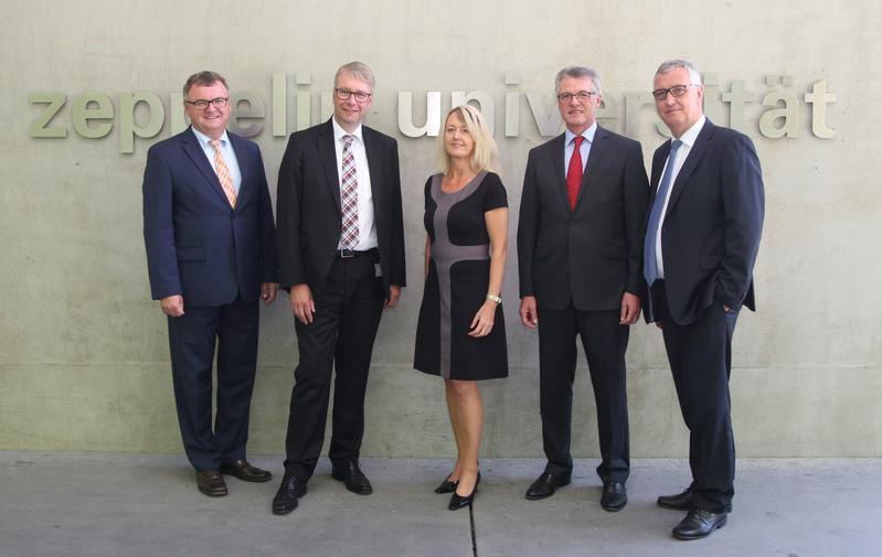 Festakt zur Amtseinführung: Andreas Brand, Dr. Stefan Sommer, Prof. Dr. Insa Sjurts, Werner Allgöwer und Peter Gerstmann (v. l.).