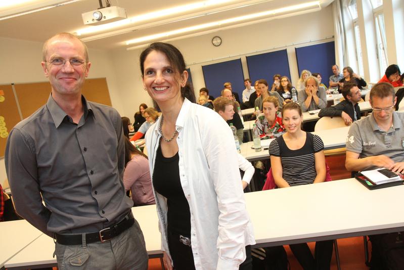 Auf Einladung von Prof. Dr. Frauke Koppelin referierte Prof. Dr. Olaf von dem Knesebeck in der Jade Hochschule über soziale Einflüsse auf die gesundheitliche Versorgung.  
