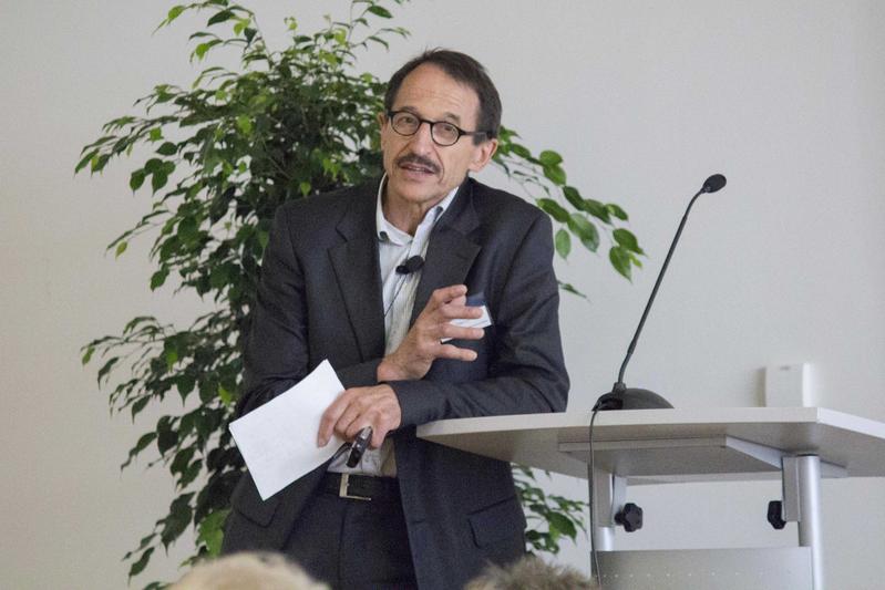 Dipl.-Ing. Peter Ott vom Bundesinstitut für Sportwissenschaften fordert eine flexible Baustruktur für Sportstätten, um sie schnell an aktuelle Sporttrends anpassen zu können.