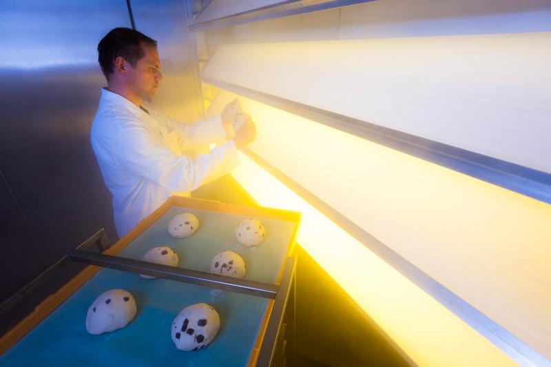 ttz Bremerhaven has enhanced a technology which reduces the energy demand required for proofing, refrigeration and humidification of baked goods. Also, product quality is considerably improved.